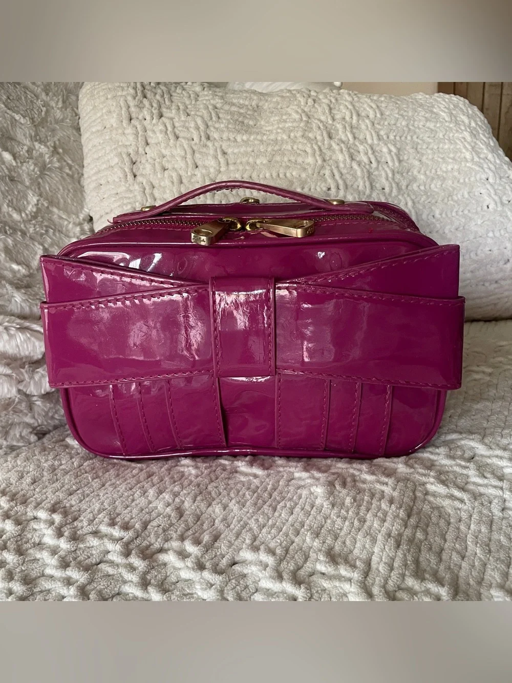 ZAC Zac Posen Patent Cosmetic Case / Makeup Bag – Fuchsia